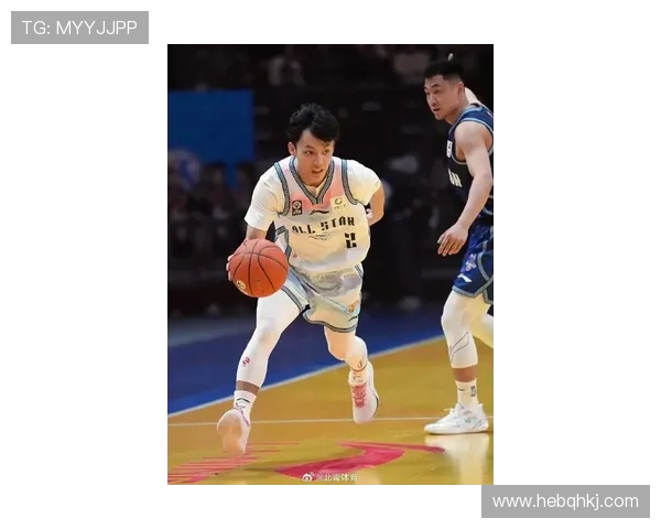 徐杰的篮球之路：从青涩少年到CBA明星的成长故事